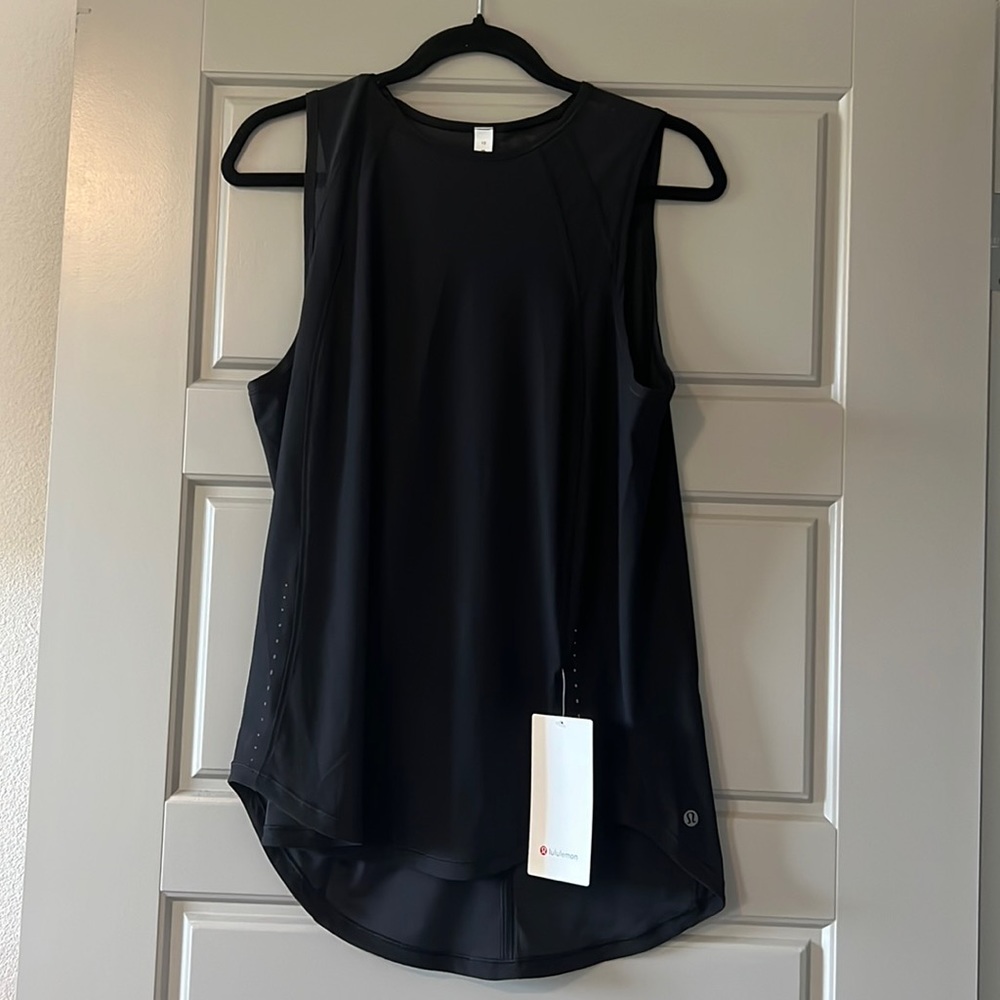 Lululemon black sculpt tank (10)